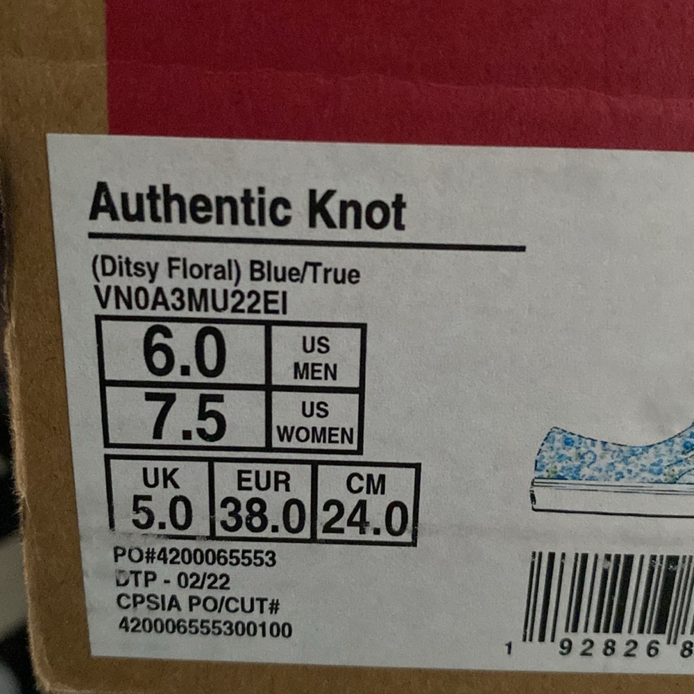 Brand New! Vans Authentic Knot slides - Picture 8 of 8